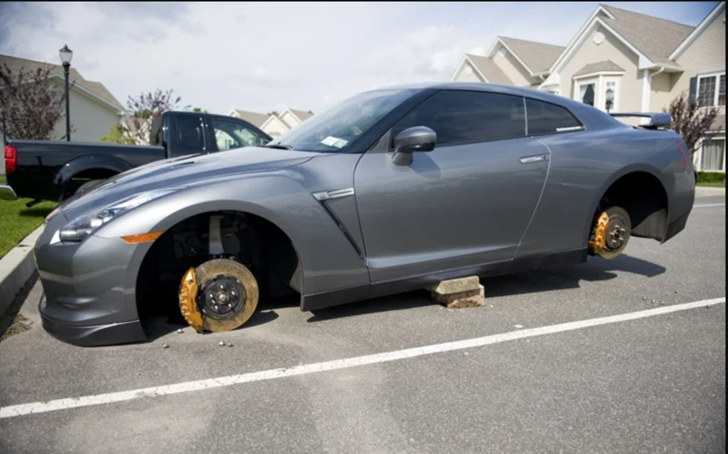 Top 10 Cars Without Wheels