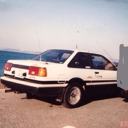 Man buys car with CB radio Antenna, Now Wanted by the KGB