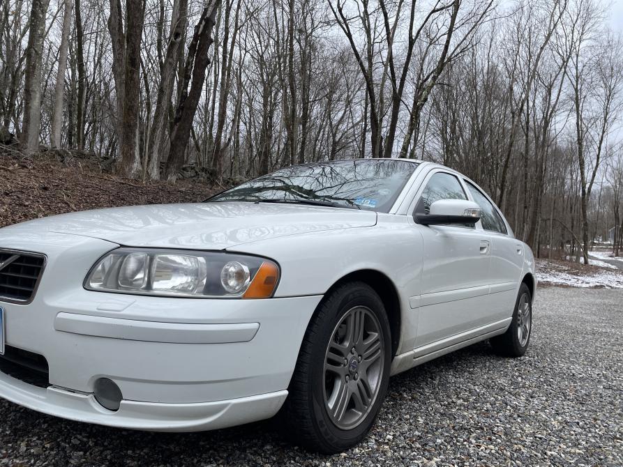 2007 Volvo S60 – Driving A Bar Of Soap