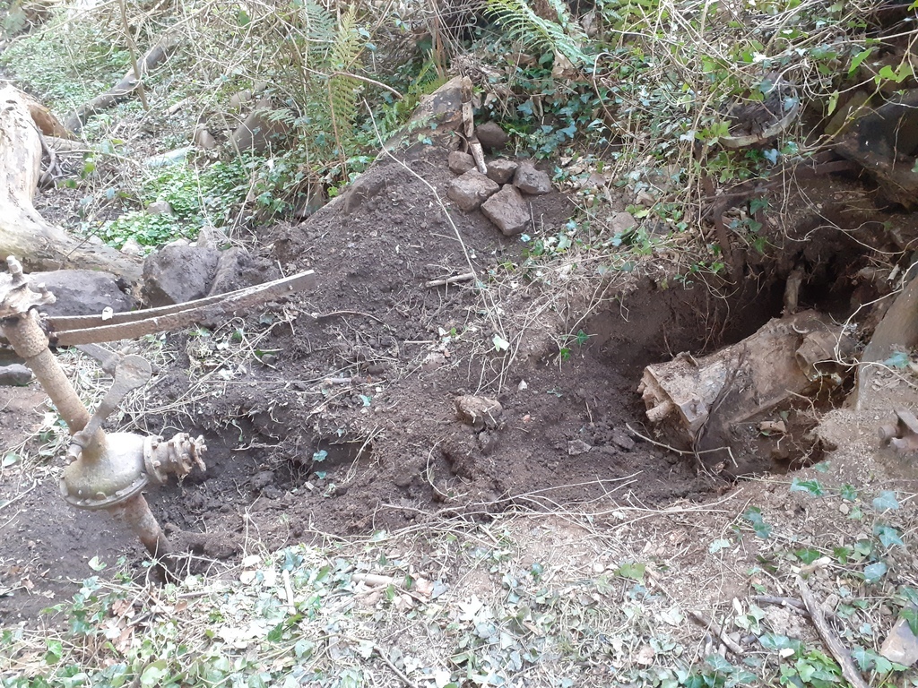Chrysler Pentastar V6 Unearthed in Archeological Dig
