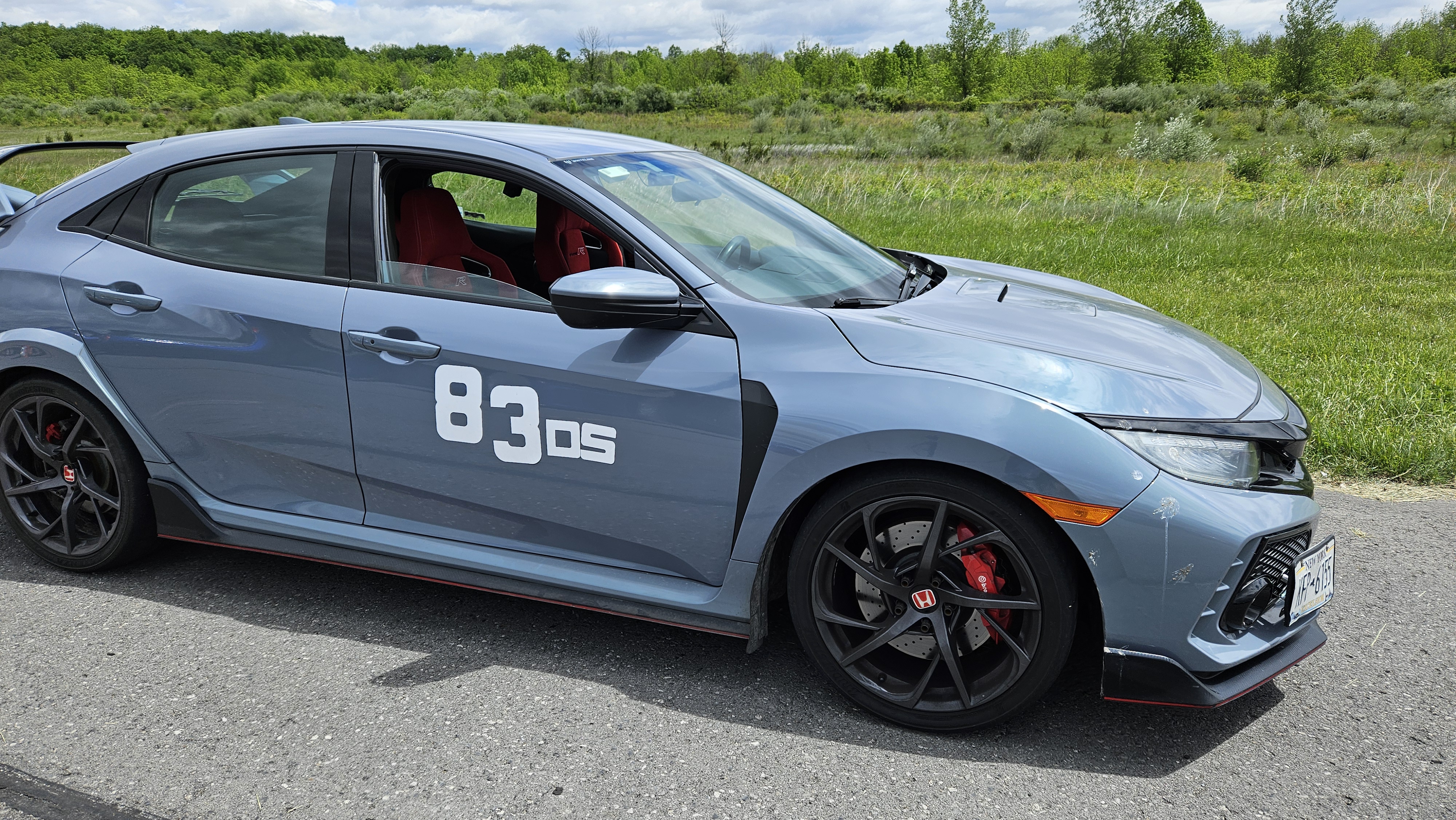 2019 Honda Civic Type R, wide load comin’ through